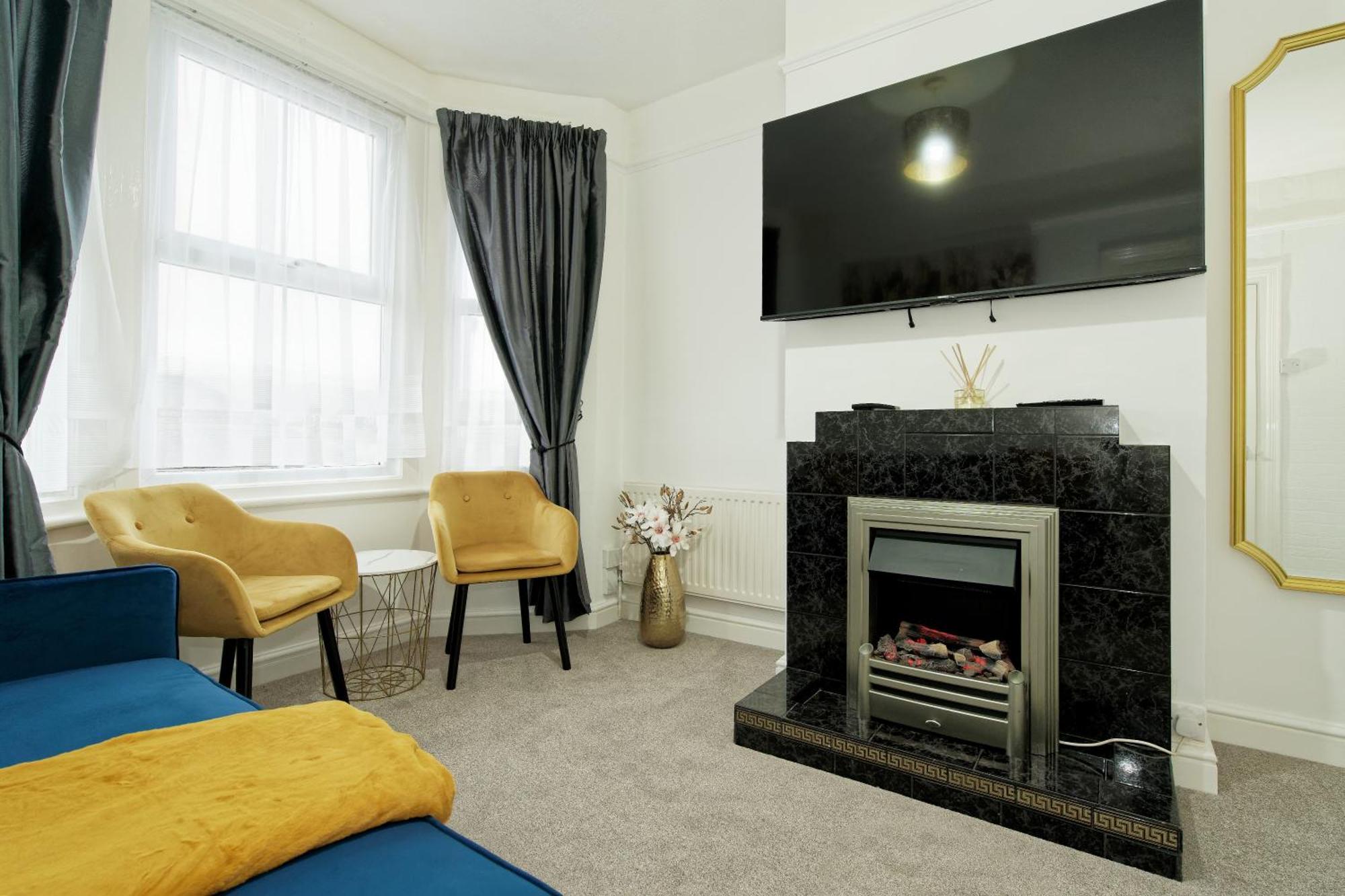 Lovely Luxury 3 Bed House Lejlighed Chatham  Eksteriør billede